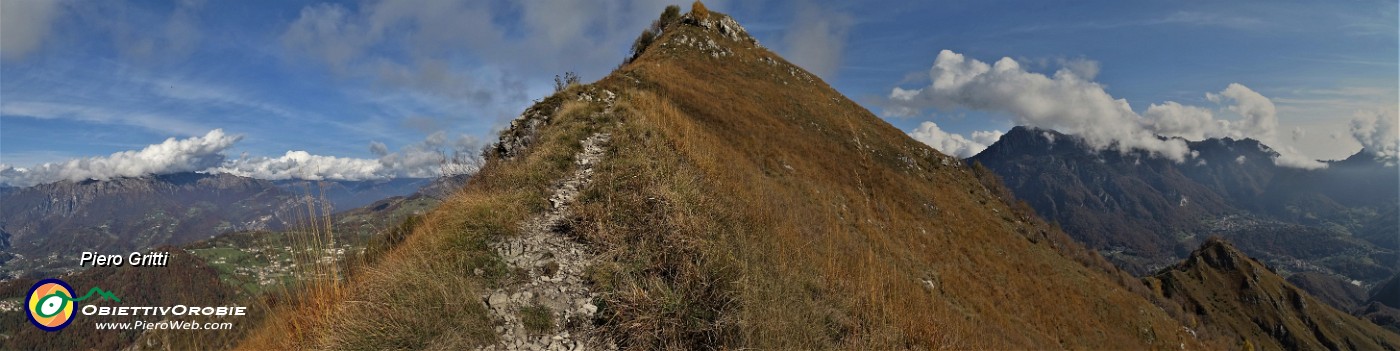 03 Il Monte Gioco tra Val Brembana a sx e Val Serina a dx.jpg